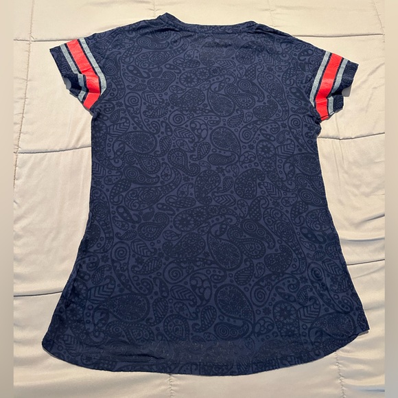 2x🎉HP🎉 🚨2/$15 NFL New England Patriots - Juniors Collection Fashion Shirt - Picture 3 of 5